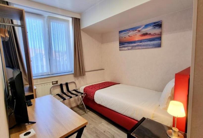 חדר יחיד בסיסי, Cardiff