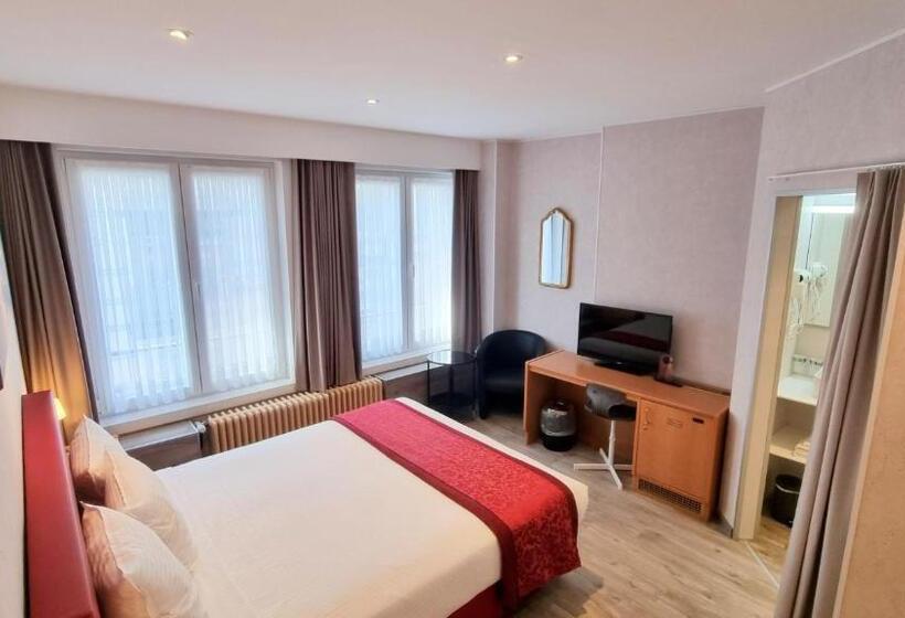 חדר קומפורט, Cardiff