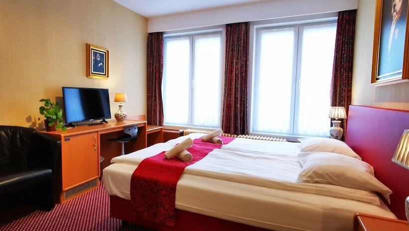 חדר קומפורט, Cardiff