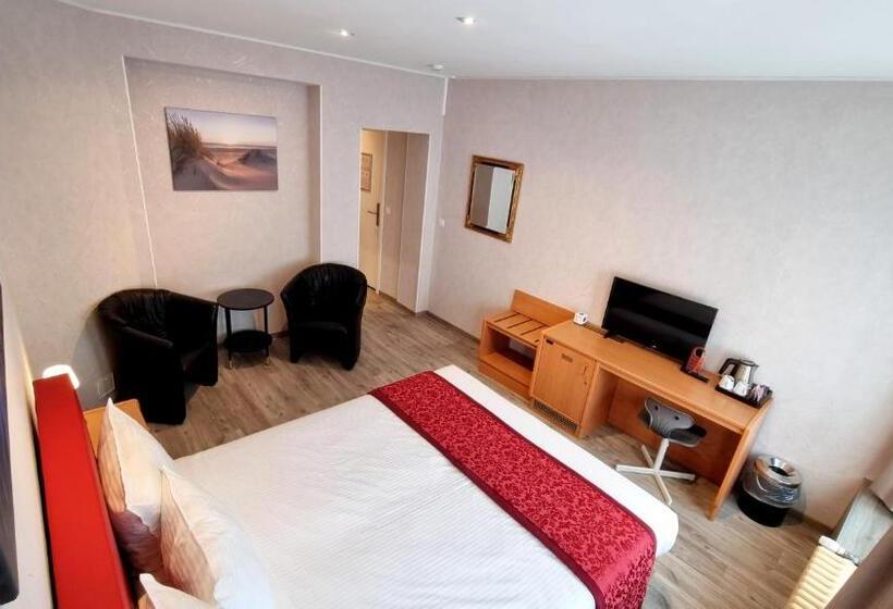 חדר קומפורט, Cardiff