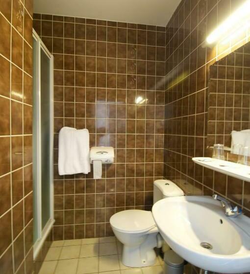 标准单人间, De Golf