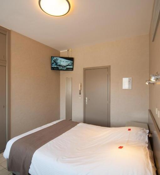 Quarto standart individual, De Golf