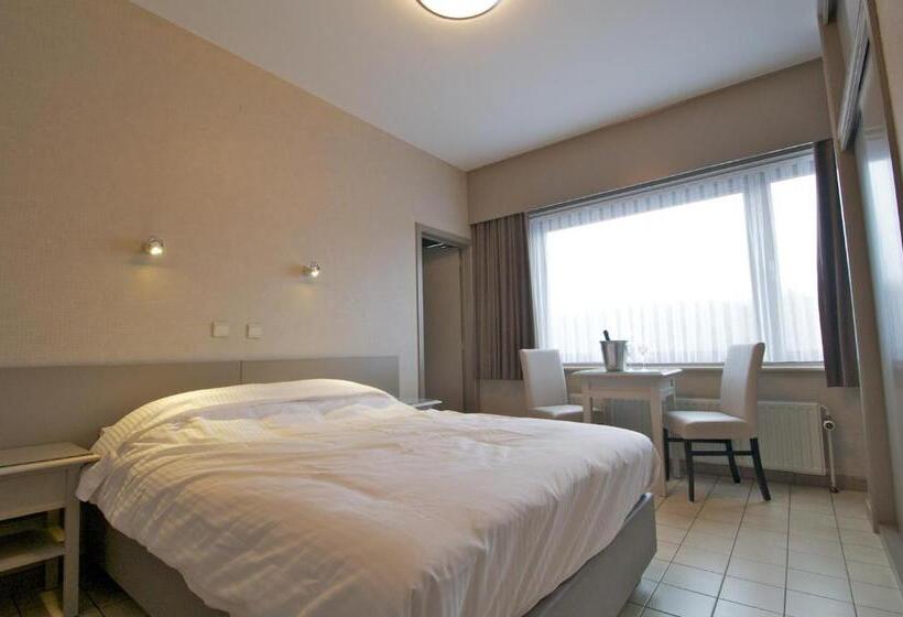 标准单人间, De Golf