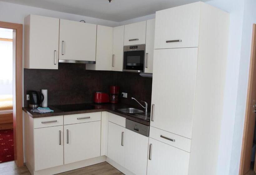 آپارتمان 2 خوابه با بالکن, Garni Dorfblick