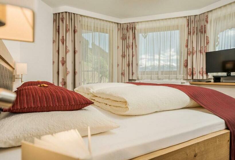 اتاق استاندارد با بالکن, Gletscherblick