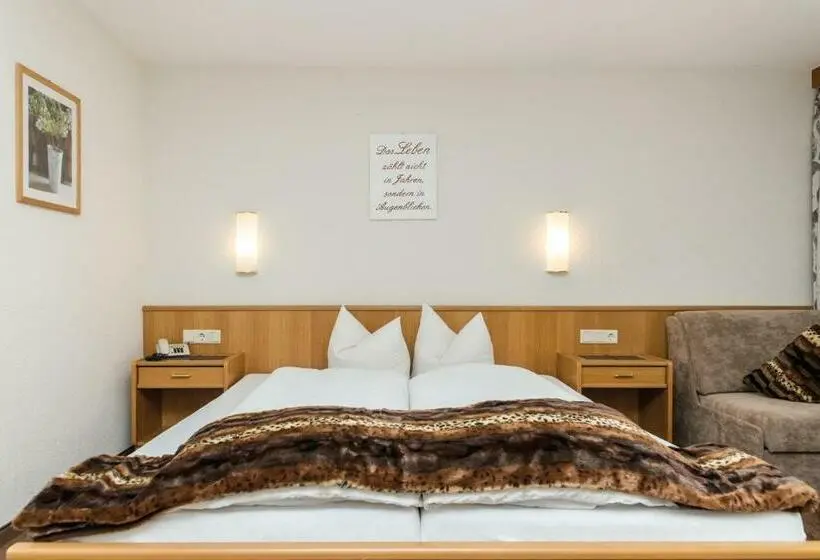 Habitación Estándar con Balcón, Idhof