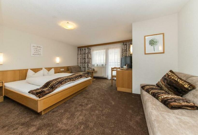 اتاق استاندارد با بالکن, Idhof