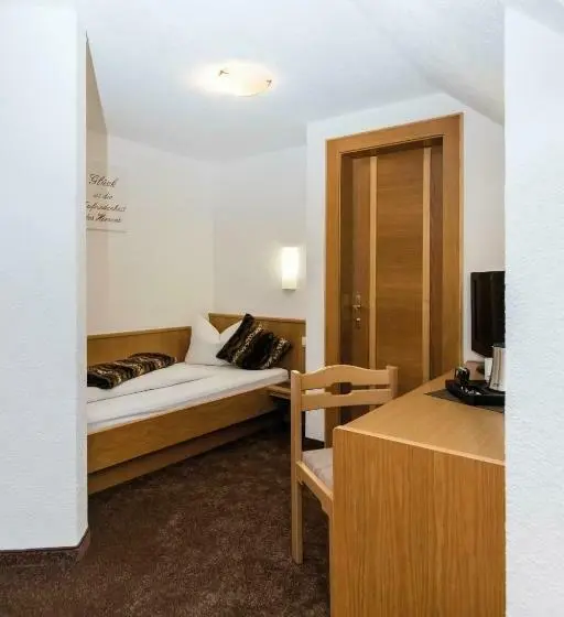 Habitación Estándar Individual con Balcón, Idhof