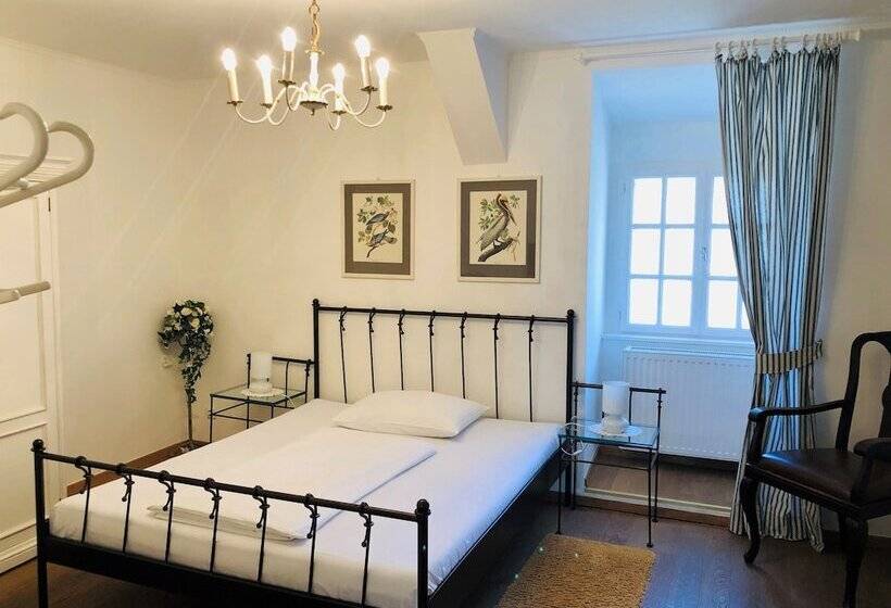 Номер Стандарт Индивидуальный, Knappenstöckl