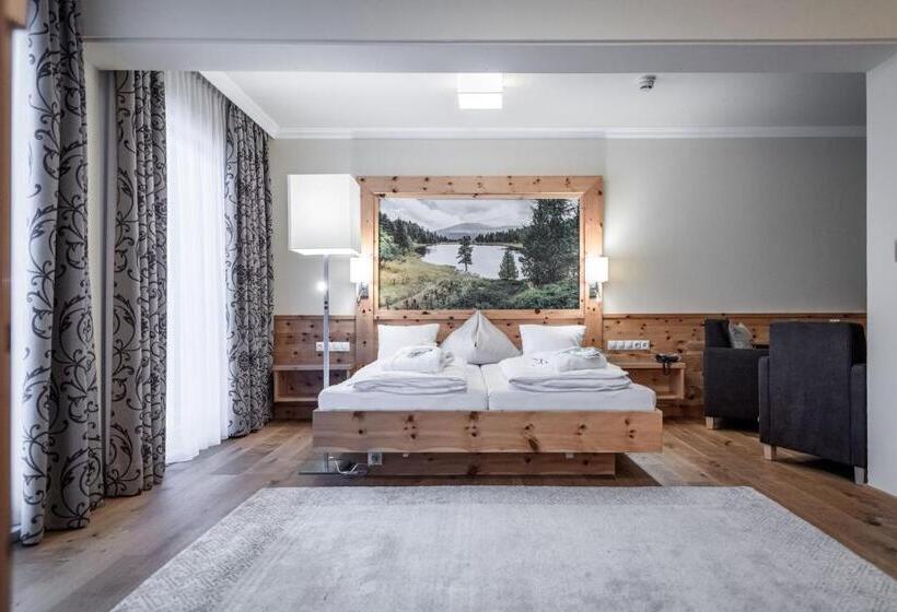 デラックスルーム, Kornock