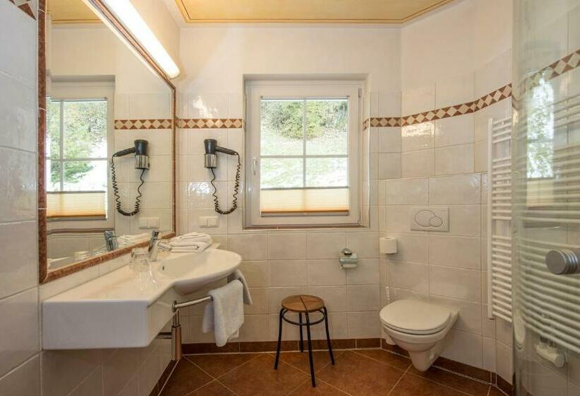 اتاق خانوادگی, Krone Großarl