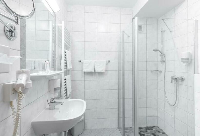 חדר סטנדרט עם מרפסת, Landhotel Häuserl Im Wald