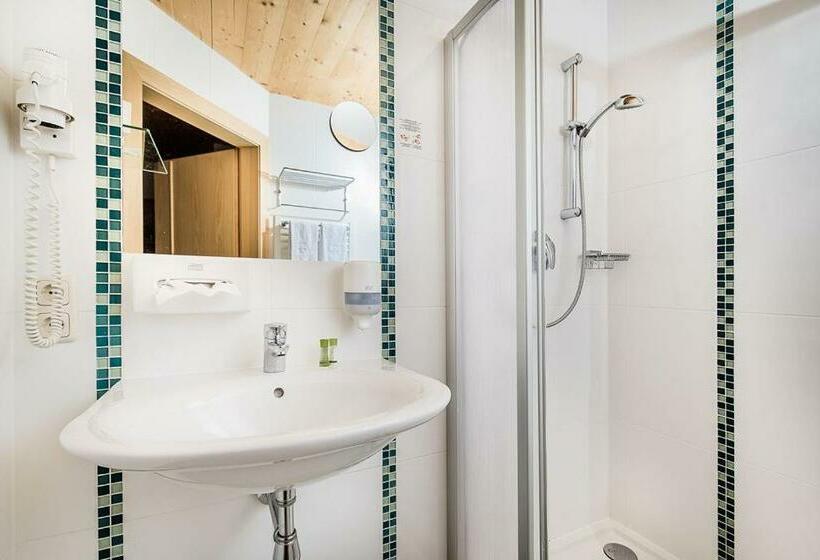 غرفة عائلية, Langeck