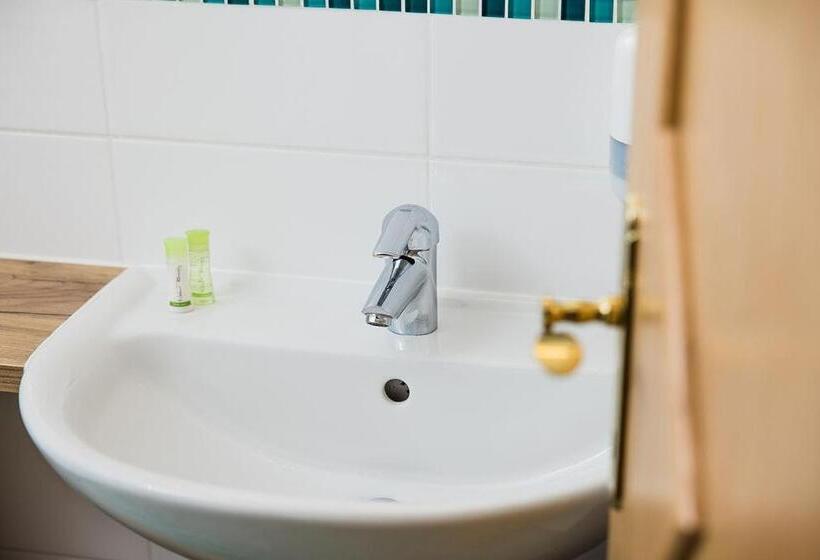 جناح عائلي, Langeck