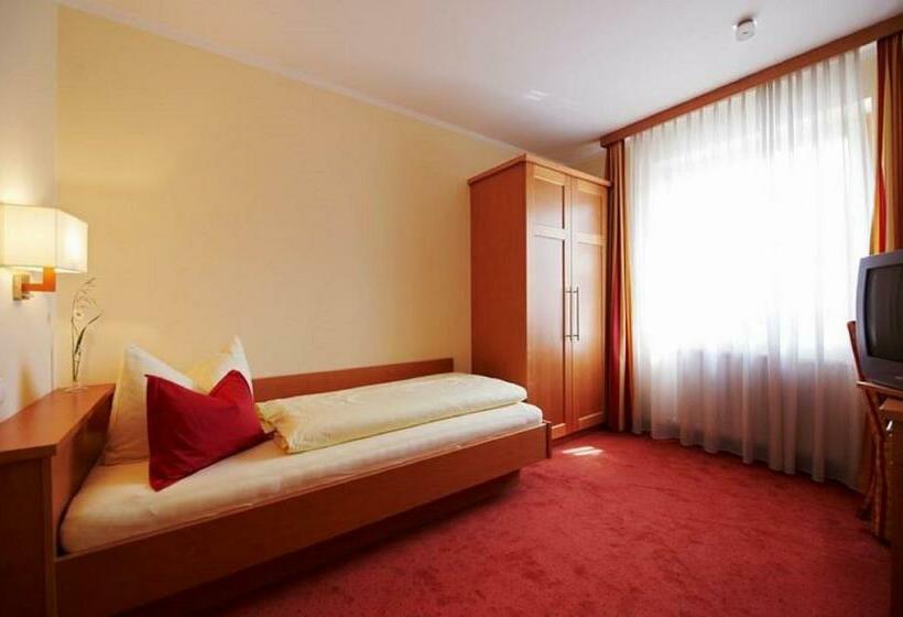 חדר סטנדרט יחיד, Mohnenfluh