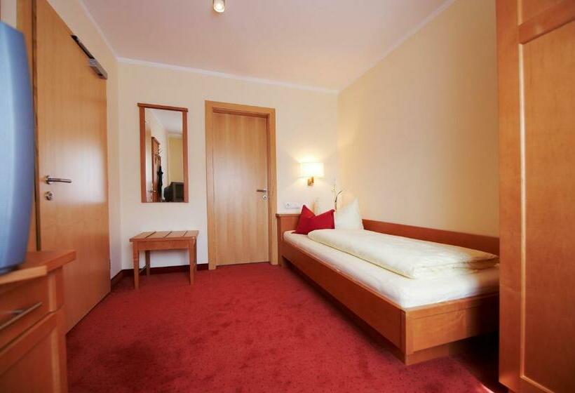 חדר סטנדרט יחיד, Mohnenfluh