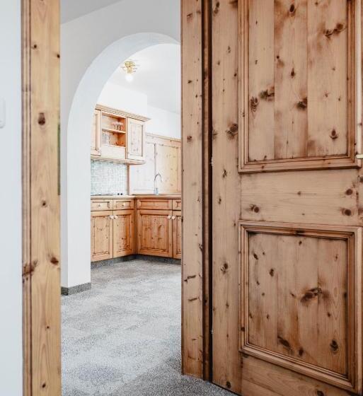 סוויטה, Mons Suites Wine Passion