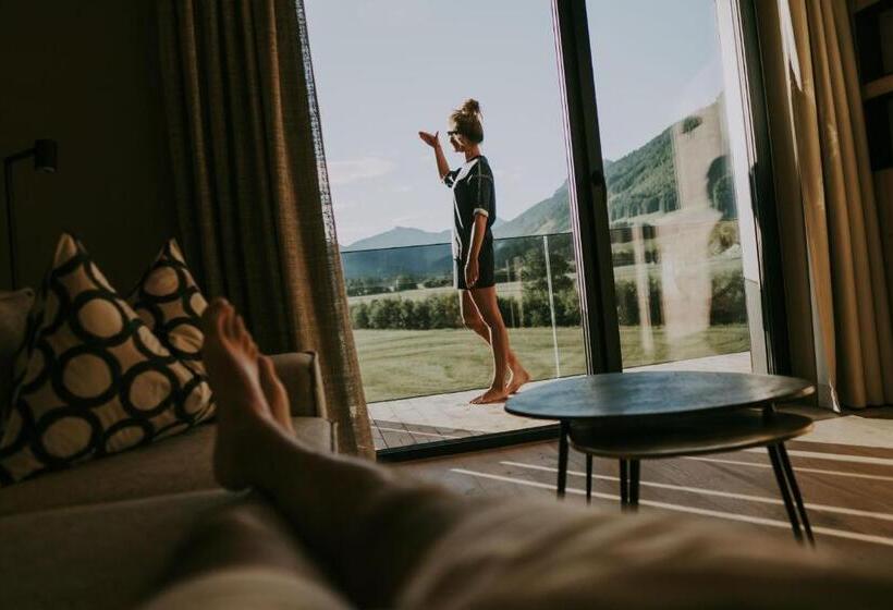 סוויטה עם מרפסת, Mons Suites Wine Passion