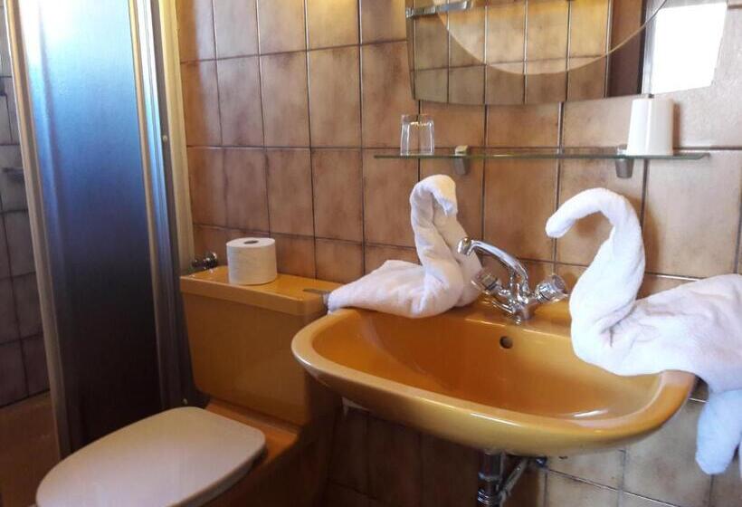 基本间, Reitherhof