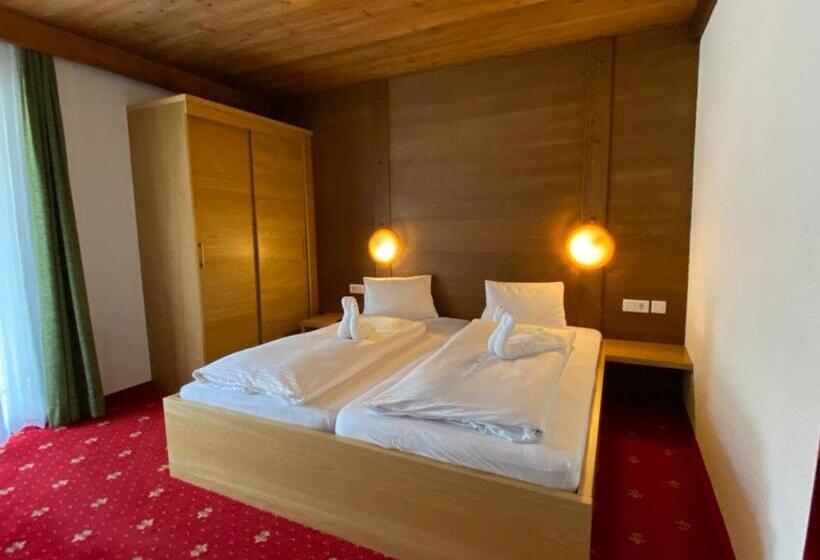 جناح عائلي, Reitherhof