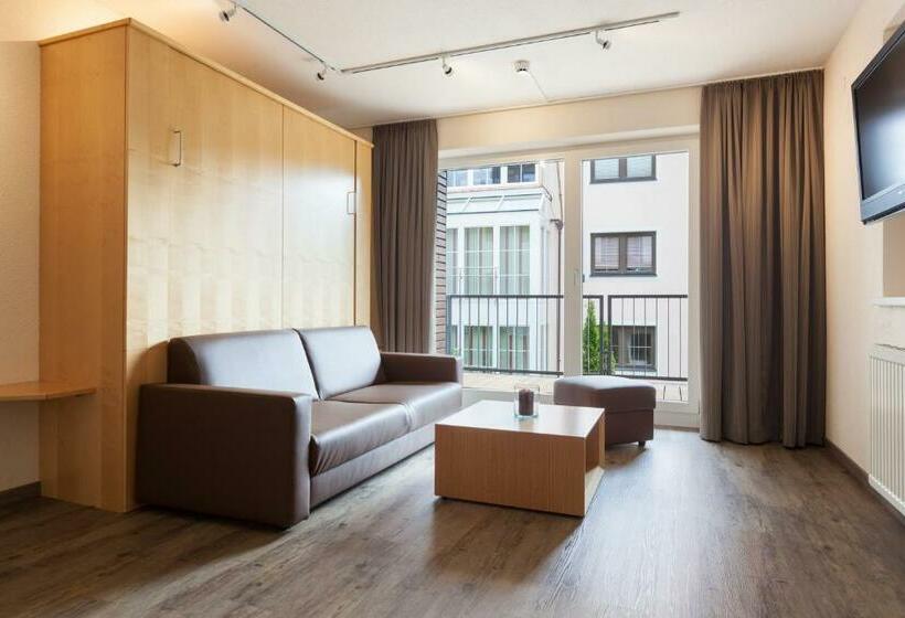 Апартаменты 2 Спальни с Балконом, Rundeck