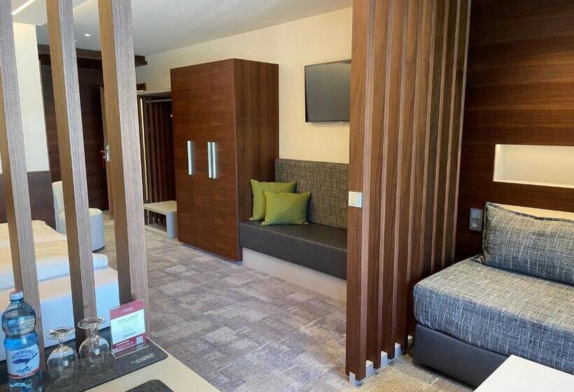 غرفة سوبيريور, Rundeck