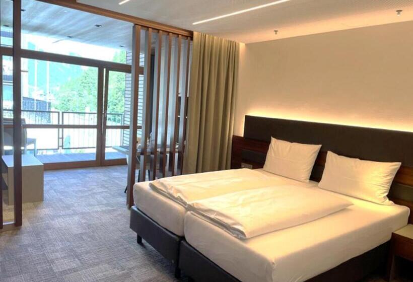 غرفة سوبيريور, Rundeck