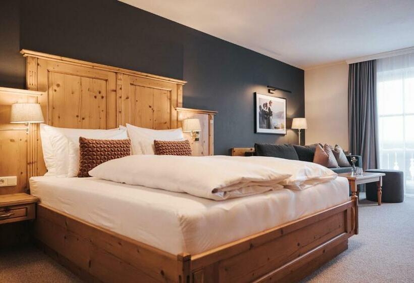 סוויטת ג'וניור, Superior Hotel Schneider Ski In & Ski Out