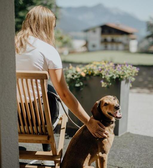 이코노미 룸, Thalers Mariandl