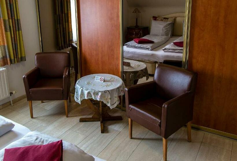 标准间, Wilgenhof