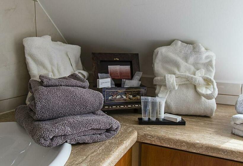 标准间带漩涡浴缸, Wilgenhof