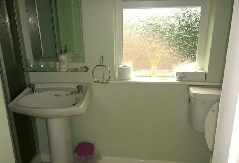Standard Kolmen Hengen Huone, Mulberry Lodge B&b