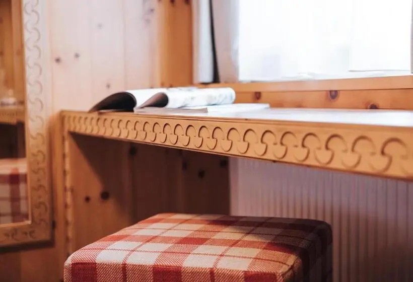 Standard Yhden Hengen Huone, Superior Hotel Schneider Ski In & Ski Out