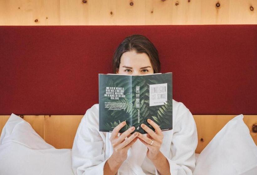 חדר סטנדרט יחיד, Superior Hotel Schneider Ski In & Ski Out