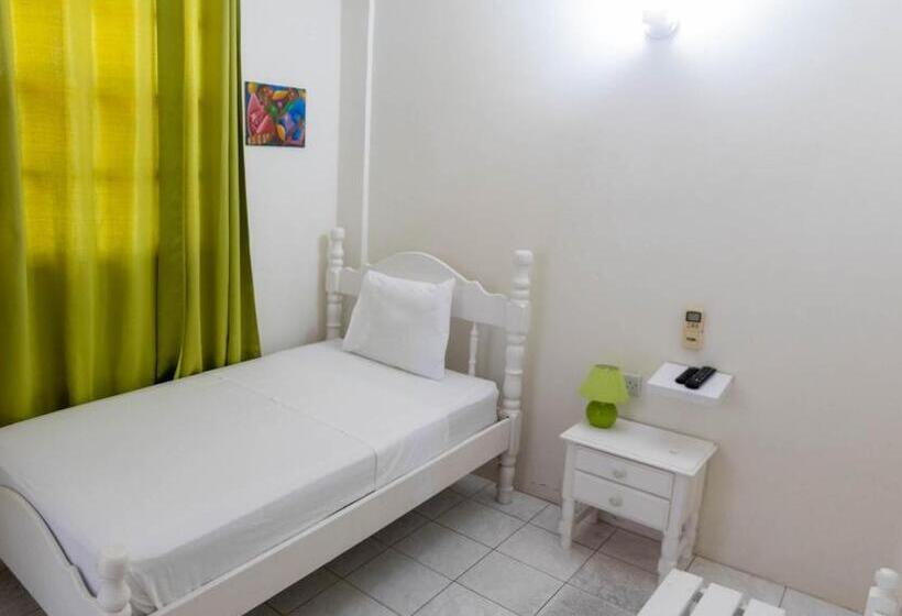 اتاق استاندارد یک نفره, St. James Guesthouse