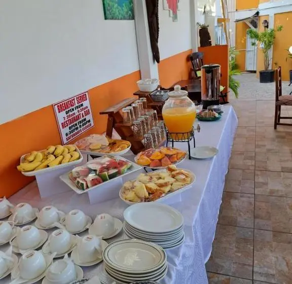 استودیوی استاندارد, St. James Guesthouse