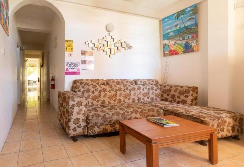 اتاق استاندارد, St. James Guesthouse