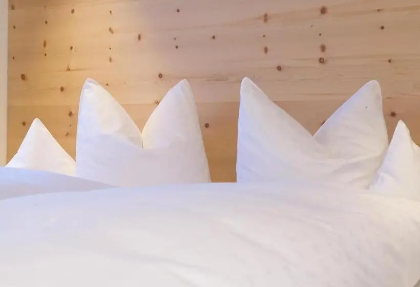 スタンダードルーム, Familienhotel Mateera Gargellen / Montafon