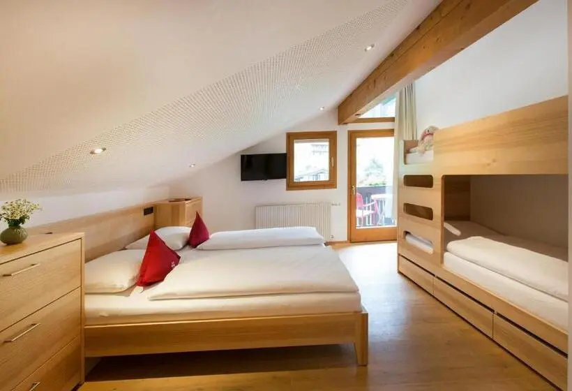 ファミリールーム, Familienhotel Mateera Gargellen / Montafon