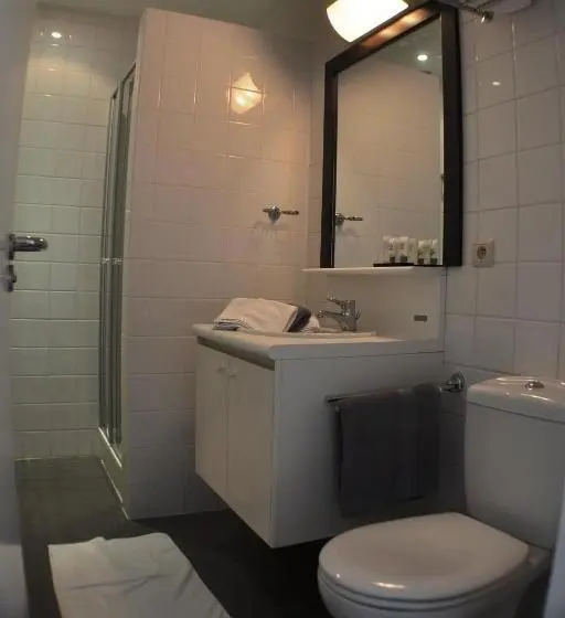 Standard-huone, Boomgaard
