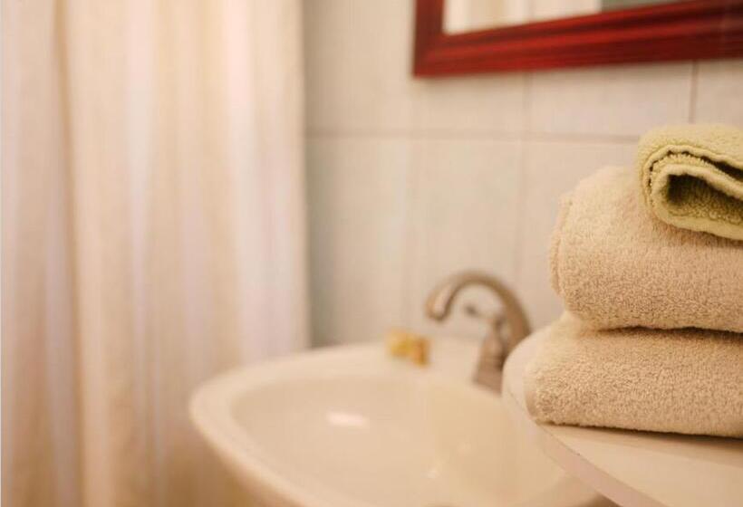 اتاق سوپریور, Brandsville