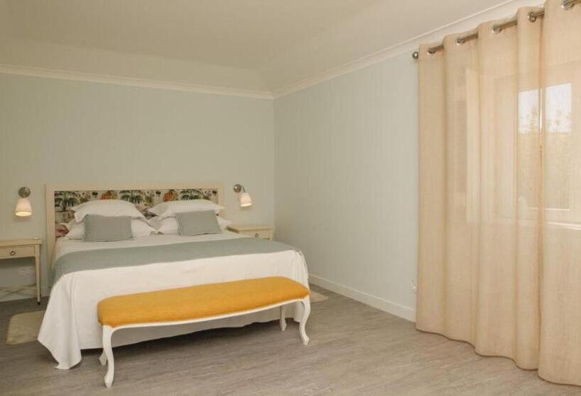 スリーベッドルーム　ヴィラ, Casa Palmela   Small Luxury Hotels Of The World, Hotel & Villas