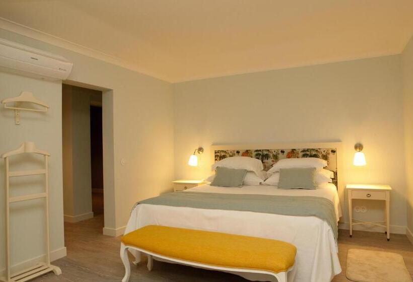 スリーベッドルーム　ヴィラ, Casa Palmela   Small Luxury Hotels Of The World, Hotel & Villas