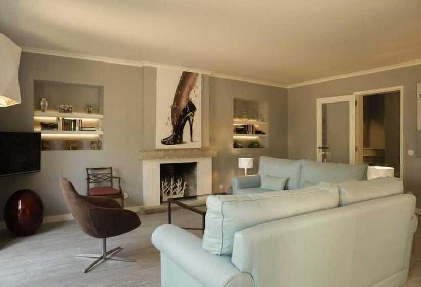 スリーベッドルーム　ヴィラ, Casa Palmela   Small Luxury Hotels Of The World, Hotel & Villas