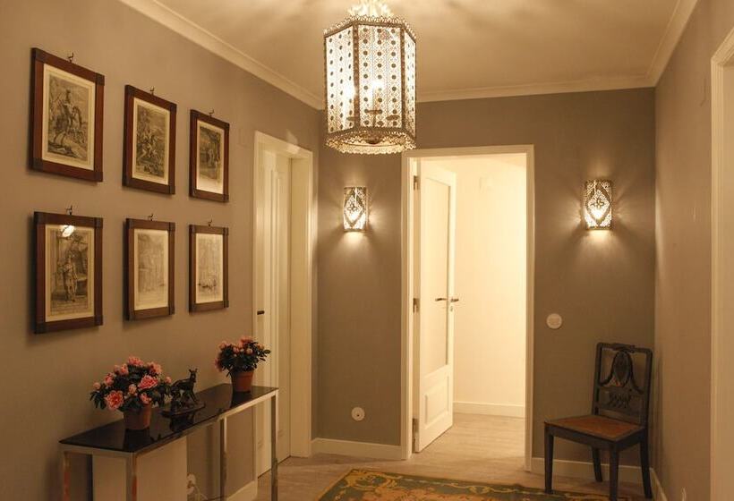 スリーベッドルーム　ヴィラ, Casa Palmela   Small Luxury Hotels Of The World, Hotel & Villas