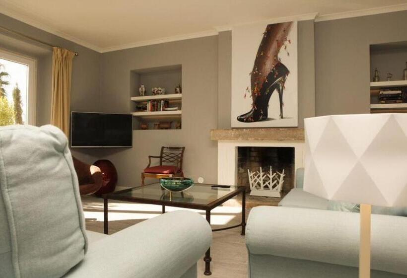 スリーベッドルーム　ヴィラ, Casa Palmela   Small Luxury Hotels Of The World, Hotel & Villas