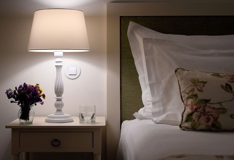 高级客房, Casa Palmela   Small Luxury Hotels Of The World, Hotel & Villas