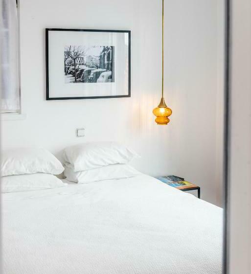 Номер Стандарт, Comercial Azores Boutique