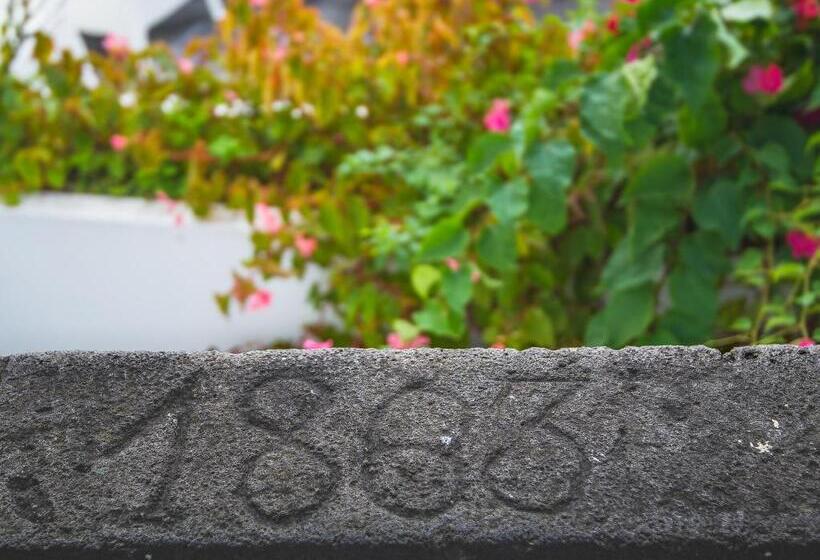 Номер Стандарт Индивидуальный, Comercial Azores Boutique