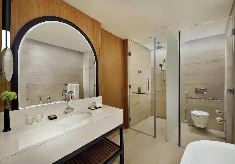 اتاق استاندارد با چشم‌انداز, Doubletree By Hilton Dubai  Business Bay